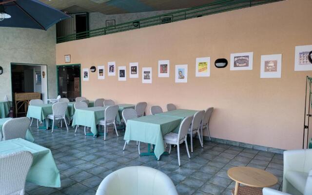 Auberge De L'Olive