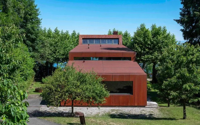 Villa de luxe pieds dans l'eau Otoctone Thonon CASA26