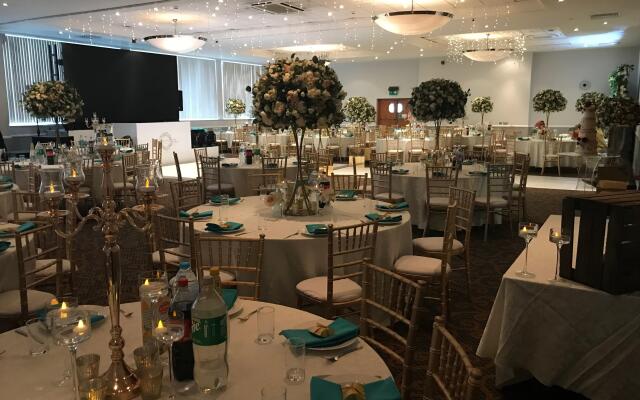 Holiday Inn Doncaster A1 M Jct 36 by IHG