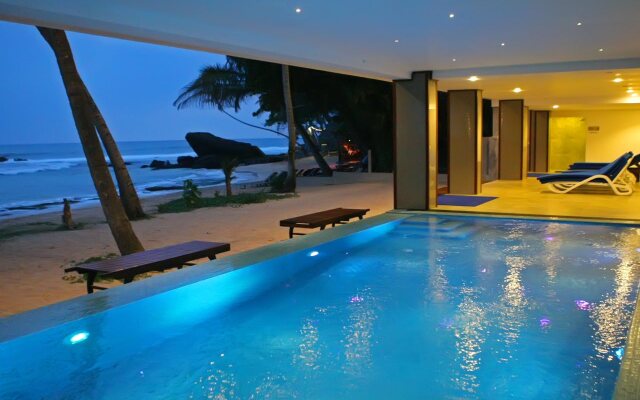 Sayura Beach Hotel