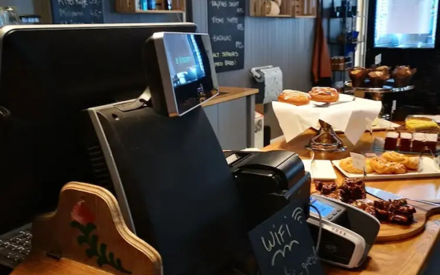 Henningsvær Guesthouse