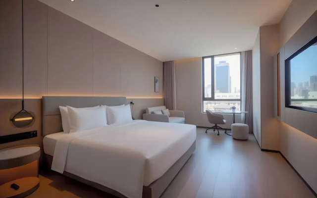 Holiday Inn Express Shanghai On The Bund by IHG