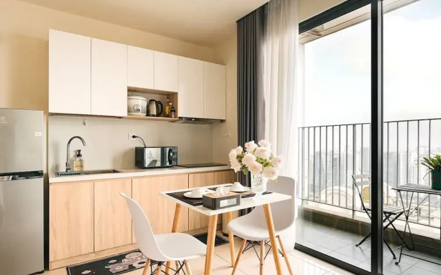 HMH - Vinhomes D'capitale