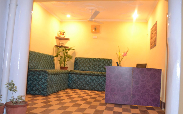 Tara Guest House