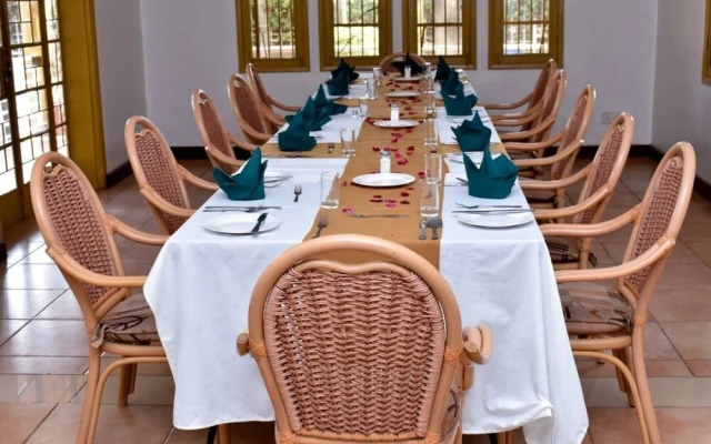 Rocy Hotel