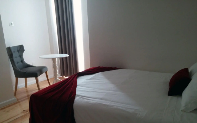 Lisbon Arsenal Suites