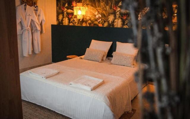 SUITE AMANTIS évadez vous dans l'univers MYKONOS