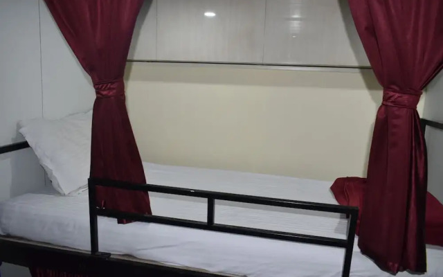 Qubestay Town Hostel