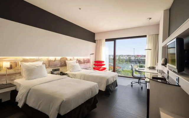 Hilton Madrid Airport