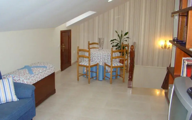 Apartment in O Pindo, A Coruna 102010