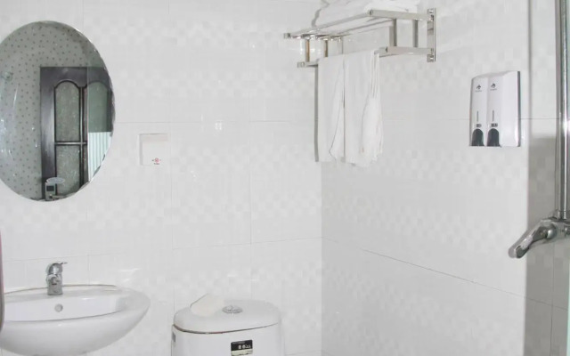 Jinbaoli Business Hotel