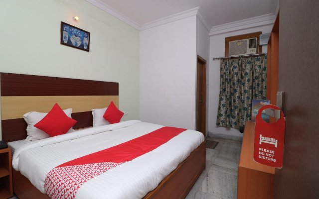 OYO 14898 Hotel Dwarika