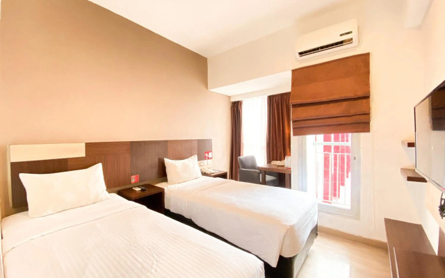 Hotel Gunawangsa MERR