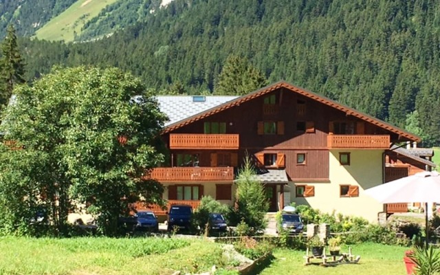 Apartment With 2 Bedrooms in Pralognan-la-vanoise, With Wonderful Moun