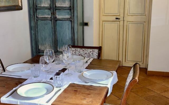 Trevi Fountain Apartment