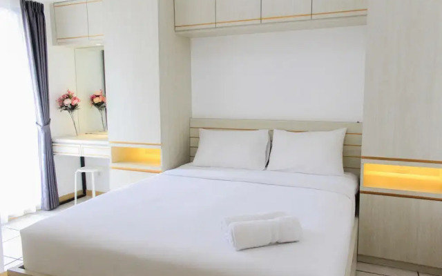 Clean and Comfort 2BR Apartment M-Town Residence