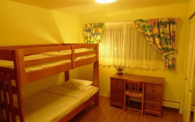 Vancouver Garden Family Suite