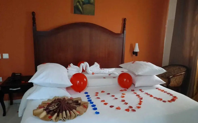 African Hill Hotel & Resort