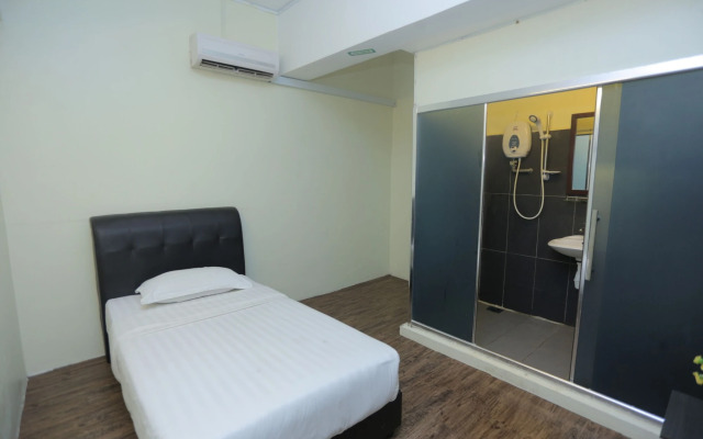 JAM Hotel near ERL Salak Tinggi Sepang