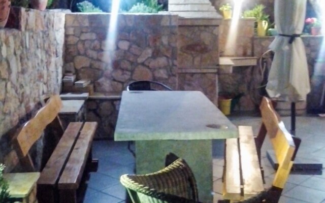 House With in Vinišce With Wonderful sea View Furnished T