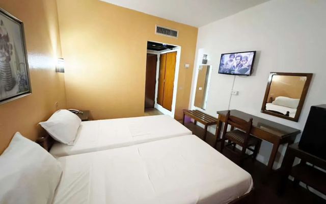 Hotel TEJ