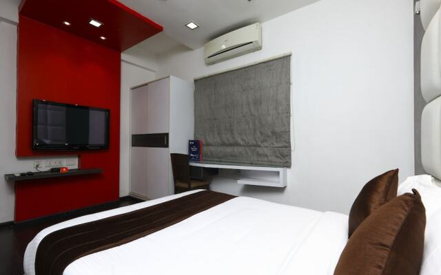 OYO 9911 Apartment Shylee Niwas