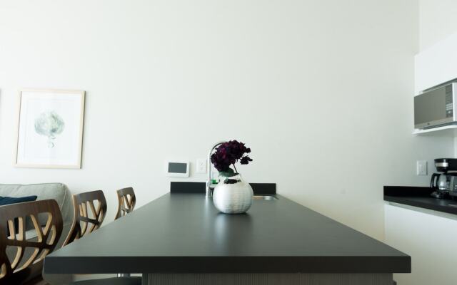 Tropic Playa Apartments by Homing Bird