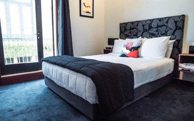 U Boutique Hotel, SureStay Collection by BW – Guest Rooms – Wellington