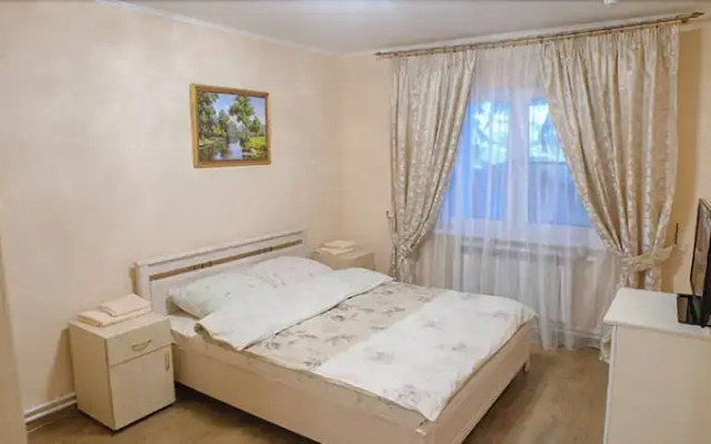 Flora Park Country Club