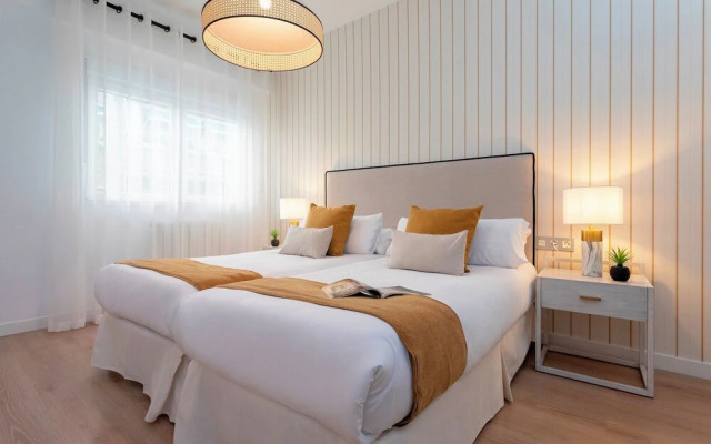 Exclusive apt 3rooms in Granda. Martinez Campos II