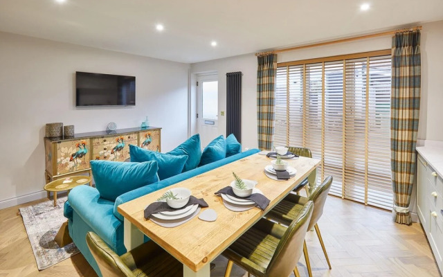 Host Stay The Signet Black Swan Mews