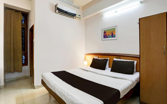 Hotel RR Residency