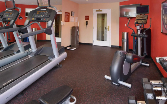 Candlewood Suites St. Louis - St. Charles