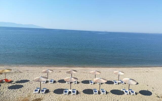 Ammos Apartments