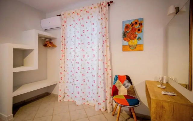 Porto Gerakas Villas & Apartments