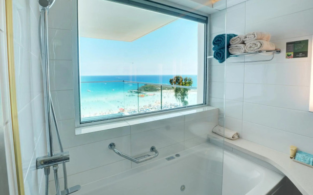 Vassos Nissi Plage Hotel & Spa