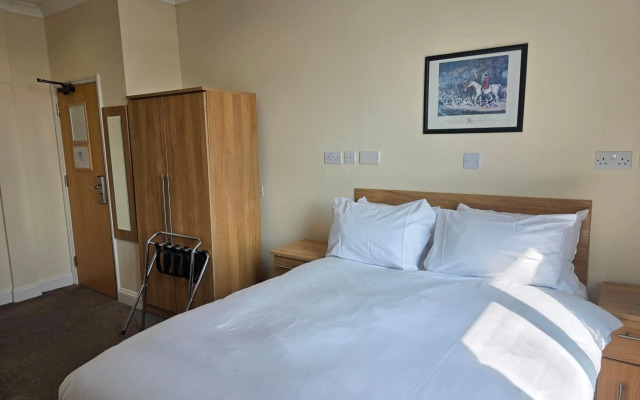 Russell Court Hotel