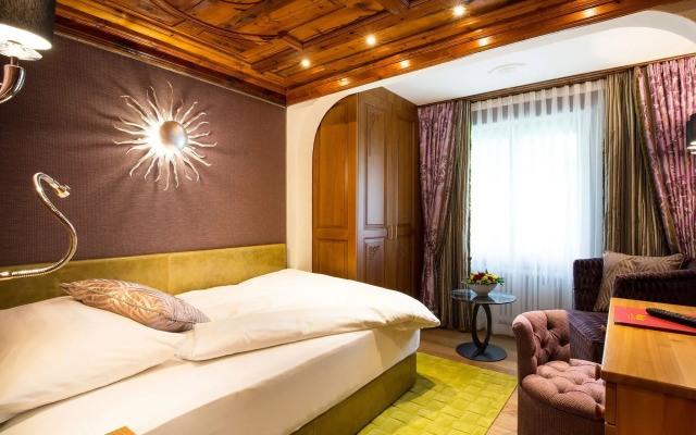 Resort Hotel Alex