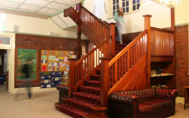 YHA Newcastle Beach