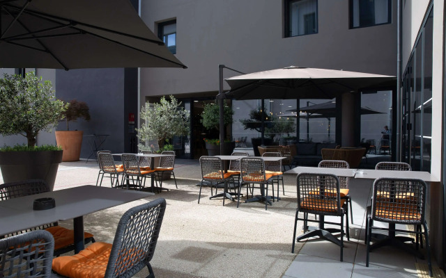 CAMPANILE MARSEILLE EST - Aubagne