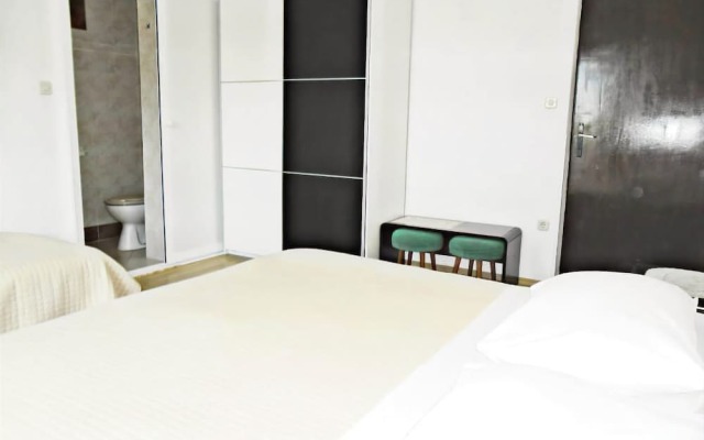 Apartments Josip / Three Bedrooms A1