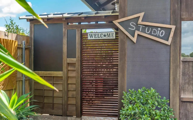 Black Beauty Studio