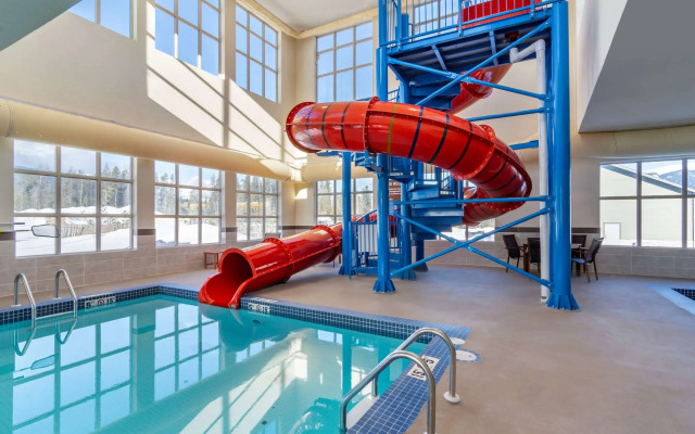 Comfort Inn & Suites