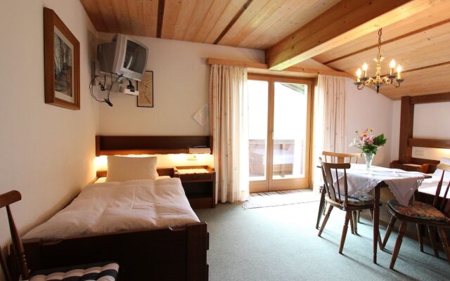 Boutique Apartment in Tyrol with Balcony