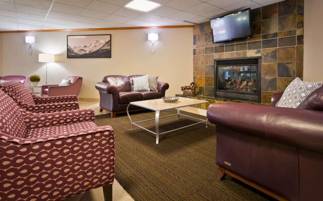 Best Western Grande Prairie Hotel & Suites