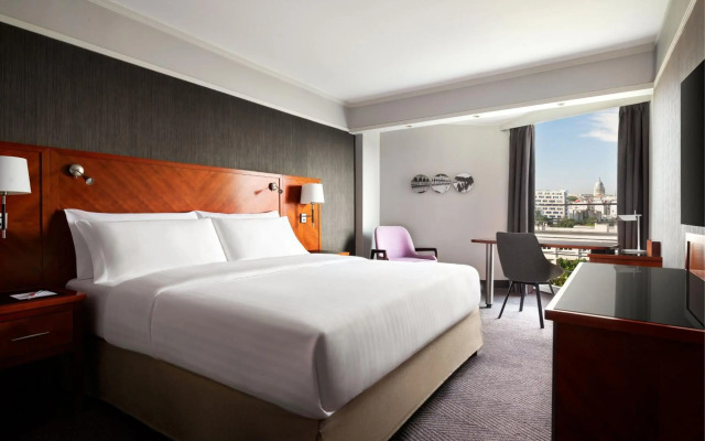 Paris Marriott Rive Gauche Hotel & Conference Center