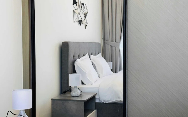 OYO HOME 1480 Premium 1bed Apartment In