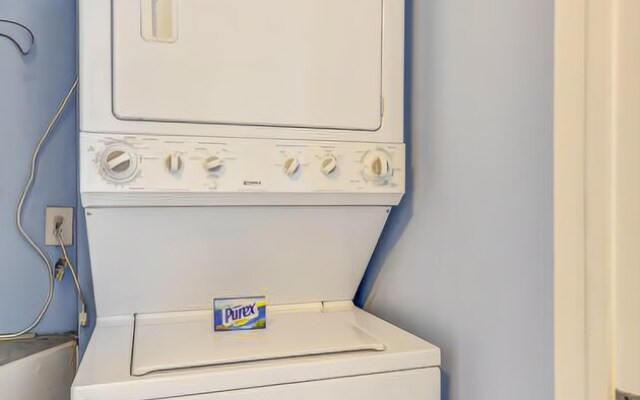 Amelia South - E7 - 2 Br Condo