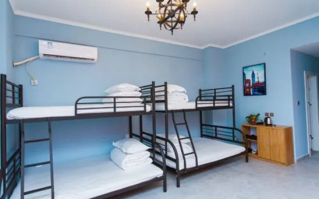 Yunduo E-sports Hotel (Zhumadian Huanghuai College) – Guest Rooms – Zhumadian
