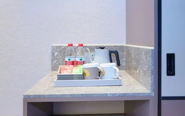 Home Inn Select Hotel (Suzhou High-Tech Zone Science and Technology City Xingyue Li Branch)